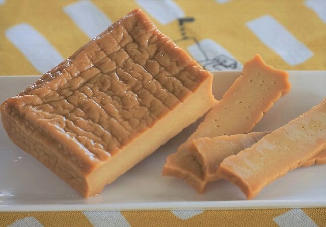 ご当地味噌グルメ】まるで東洋のチーズ 熊本「かずら豆腐のみそ漬」 | JAPAN MISO PRESS