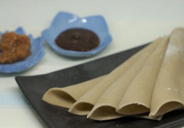 ツルンと喉ごしがいい 青森 そばかっけ鍋 ジャパン味噌プレス